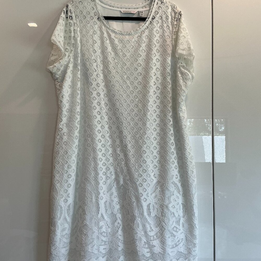 Isaac Mizrahi, White Lace fully Lined, Size 2X,